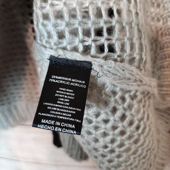 Listicle Black Gray Color Block Chunky Knit Pullover Sweater Women's Size M/L - Picture 8 of 14